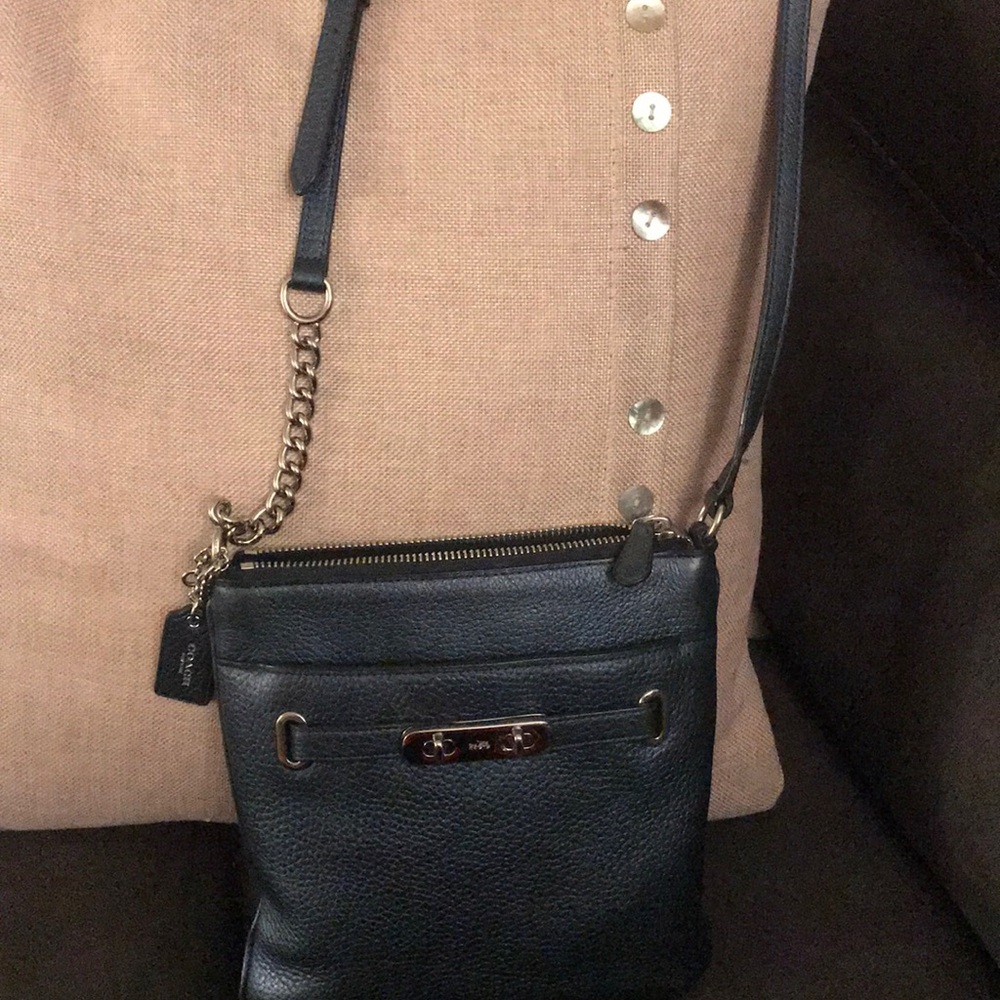 Coach cross Body - Picture 8 of 8